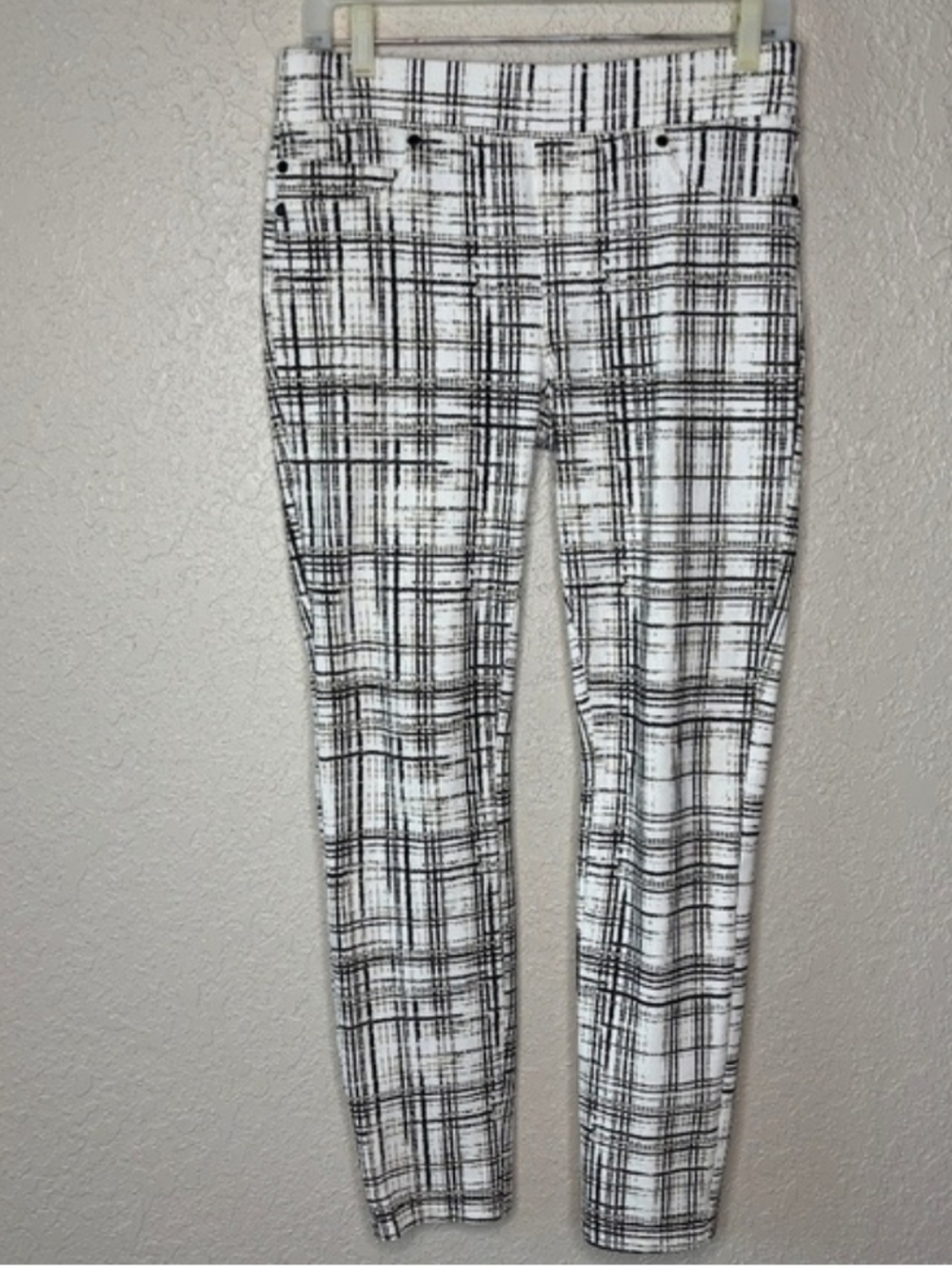 Liverpool Jean Company White Black Abstract Print Pull On Pants Women's Size 8